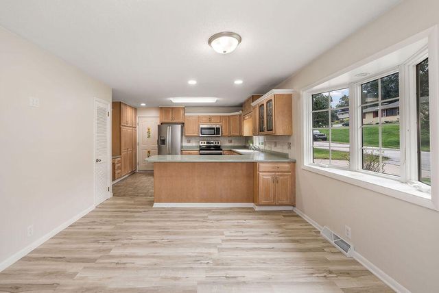 15248 PINE TERRACE Drive, Council Bluffs, IA 51503