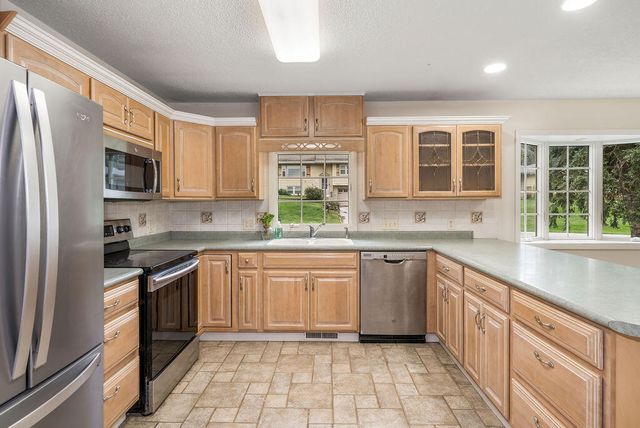 15248 PINE TERRACE Drive, Council Bluffs, IA 51503