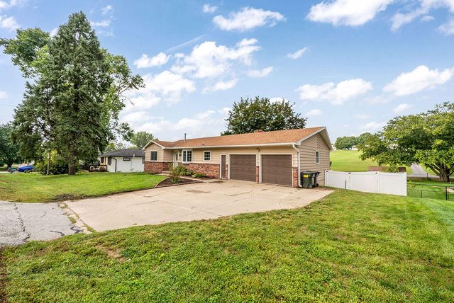 15248 PINE TERRACE Drive, Council Bluffs, IA 51503