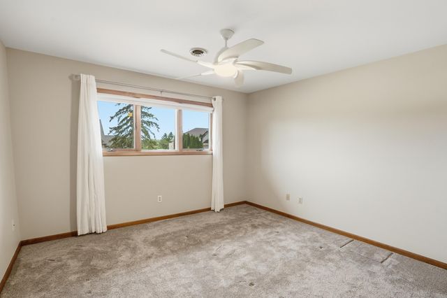 732 Royal Dublin Lane, Dyer, IN 46311