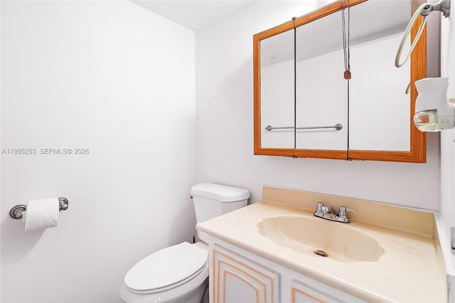 800 Parkview Dr 901, Hallandale Beach, FL 33009