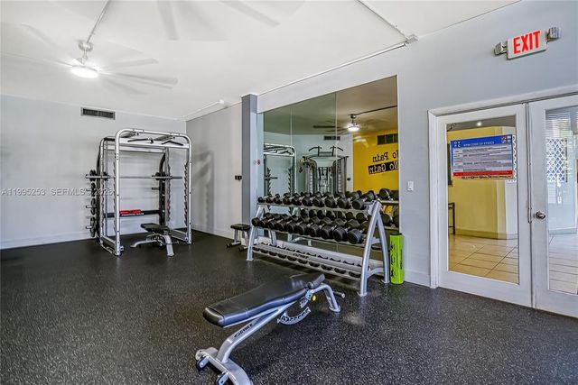 800 Parkview Dr 901, Hallandale Beach, FL 33009