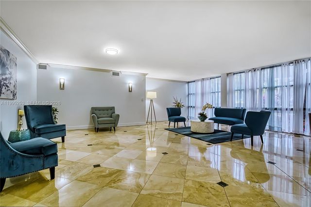 800 Parkview Dr 901, Hallandale Beach, FL 33009