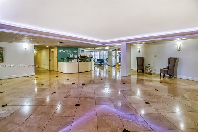 800 Parkview Dr 901, Hallandale Beach, FL 33009