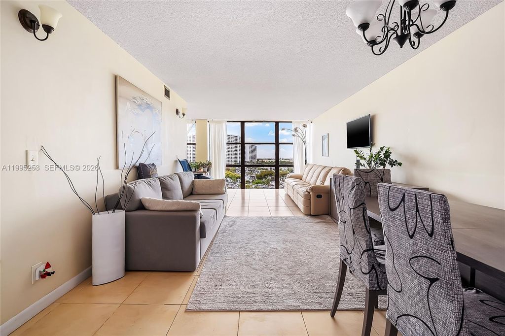 800 Parkview Dr 901, Hallandale Beach, FL 33009