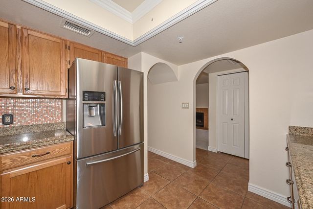 6945 E Cochise Road Unit 106, Paradise Valley, AZ 85253