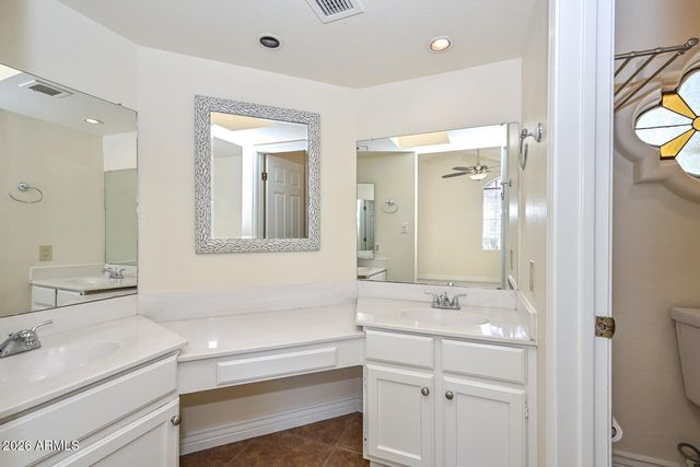 6945 E Cochise Road Unit 106, Paradise Valley, AZ 85253