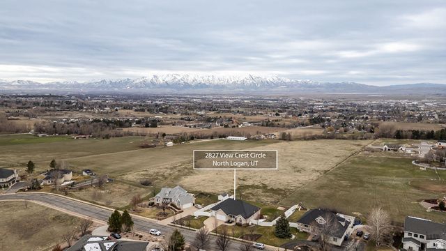 2827 VIEWCREST CIR, North Logan, UT 84341
