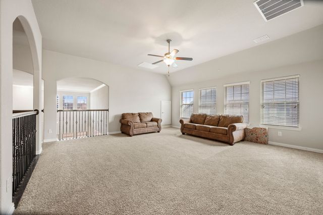 1015 Mountain Laurel Drive, Euless, TX 76039