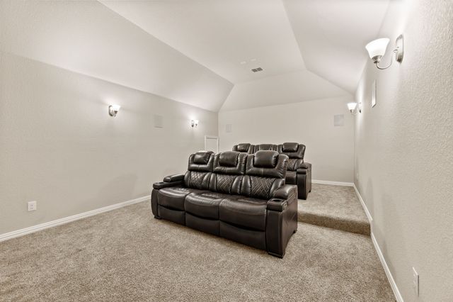 1015 Mountain Laurel Drive, Euless, TX 76039
