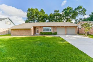 10410 Collingswood Road, La Porte, TX 77571