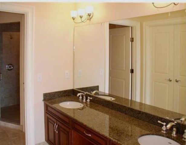 16100 Emerald Estates Drive 389, Weston, FL 33331