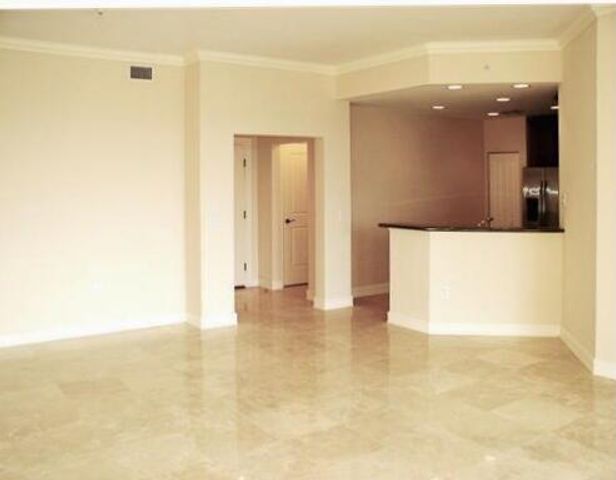 16100 Emerald Estates Drive 389, Weston, FL 33331
