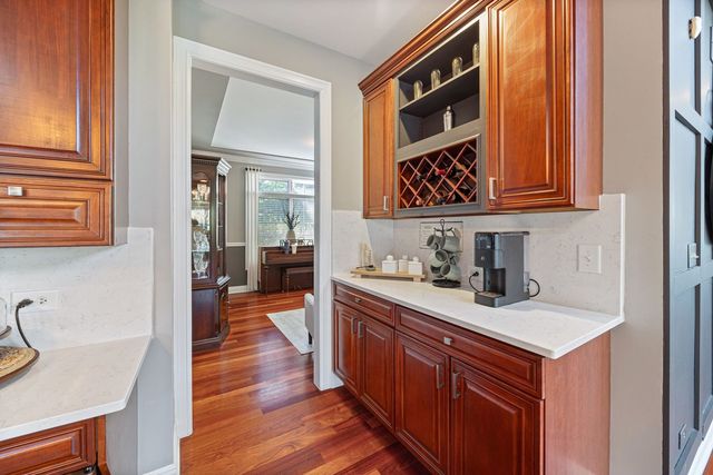 12909 ALPINE Way, Plainfield, IL 60585