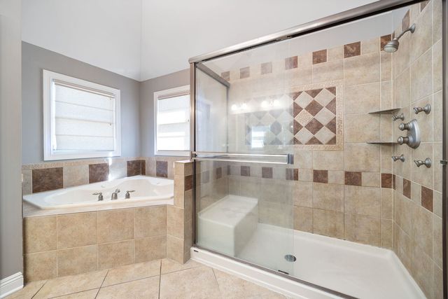 12909 ALPINE Way, Plainfield, IL 60585
