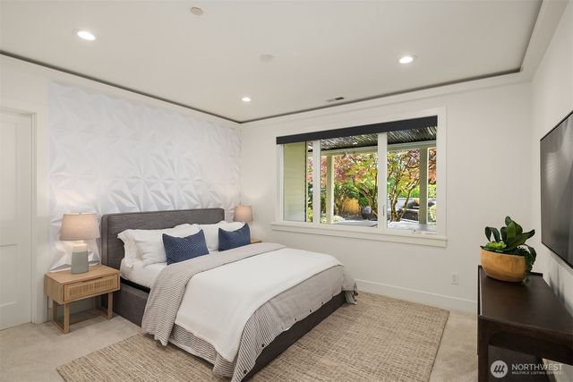 9234 NE 25th Street, Clyde Hill, WA 98004