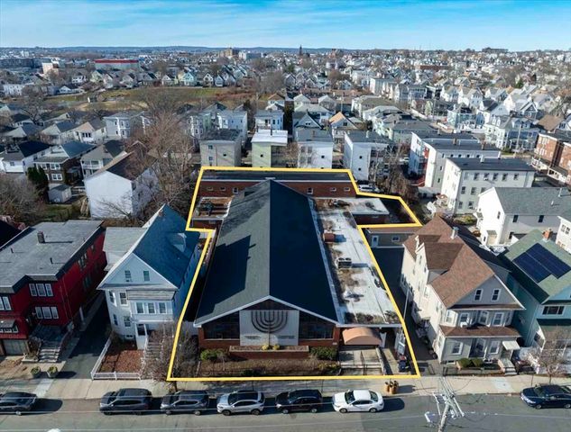 34 Malden St, Everett, MA 02149