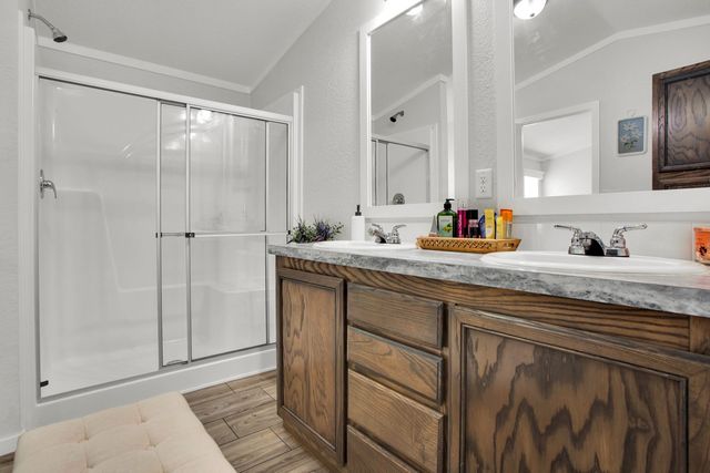 3979 Roland Road, Whitesboro, TX 76273