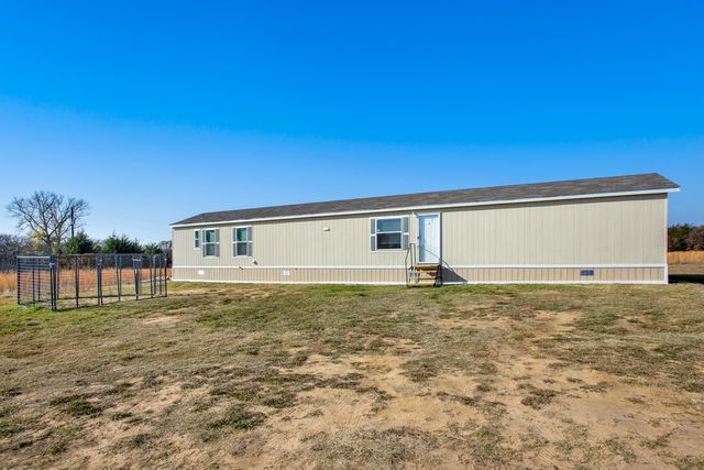 3979 Roland Road, Whitesboro, TX 76273