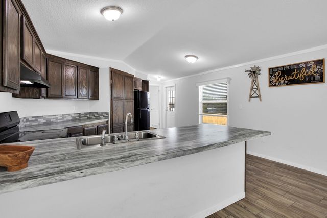 3979 Roland Road, Whitesboro, TX 76273