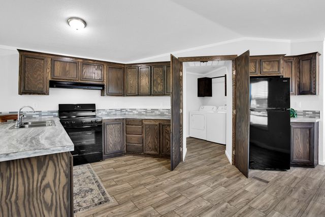 3979 Roland Road, Whitesboro, TX 76273