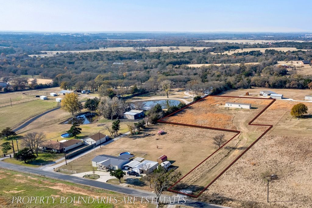 3979 Roland Road, Whitesboro, TX 76273