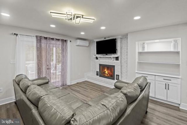 4803 BURLAND AVE, Baltimore, MD 21206