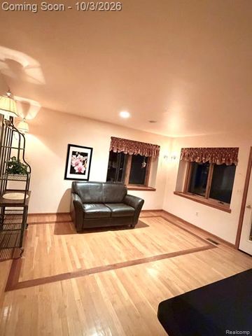11454 Arrowhead Drive, Green Oak Township, MI 48178