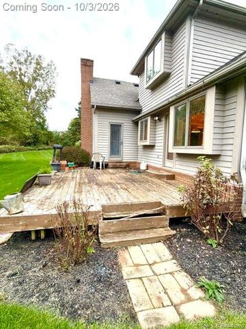 11454 Arrowhead Drive, Green Oak Township, MI 48178