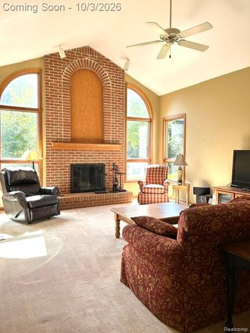 11454 Arrowhead Drive, Green Oak Township, MI 48178