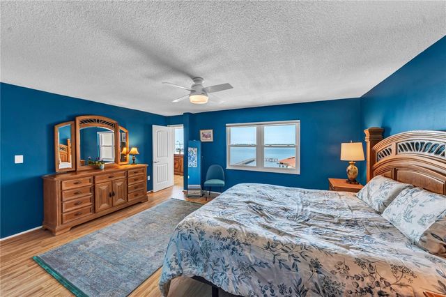 622 EDGEWATER DRIVE 823, Dunedin, FL 34698
