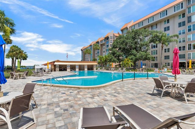 622 EDGEWATER DRIVE 823, Dunedin, FL 34698