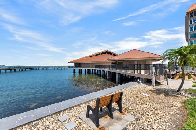 622 EDGEWATER DRIVE 823, Dunedin, FL 34698