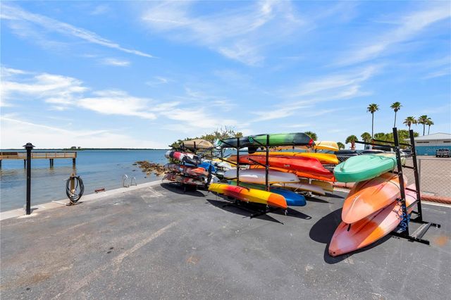 622 EDGEWATER DRIVE 823, Dunedin, FL 34698