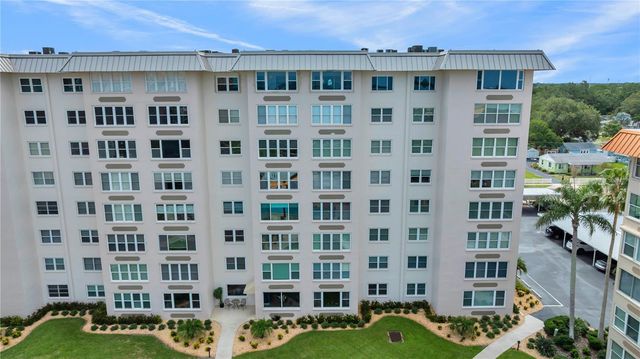 622 EDGEWATER DRIVE 823, Dunedin, FL 34698