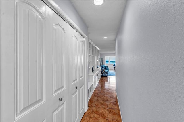 622 EDGEWATER DRIVE 823, Dunedin, FL 34698