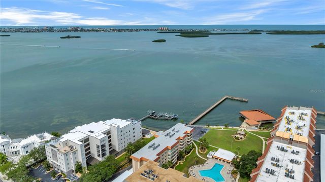 622 EDGEWATER DRIVE 823, Dunedin, FL 34698