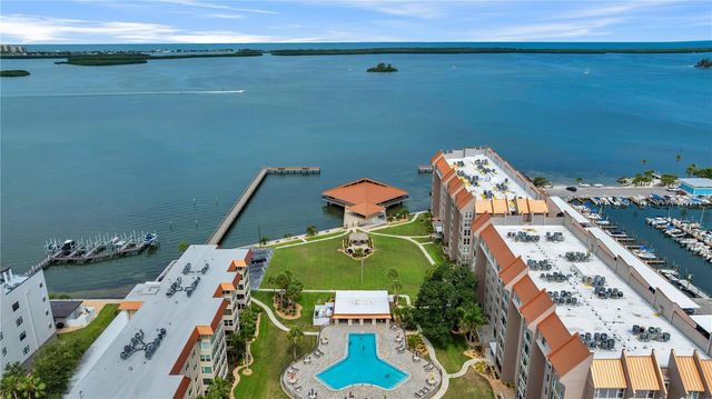 622 EDGEWATER DRIVE 823, Dunedin, FL 34698
