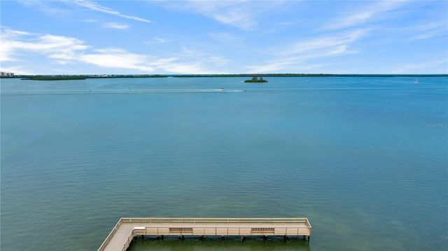 622 EDGEWATER DRIVE 823, Dunedin, FL 34698