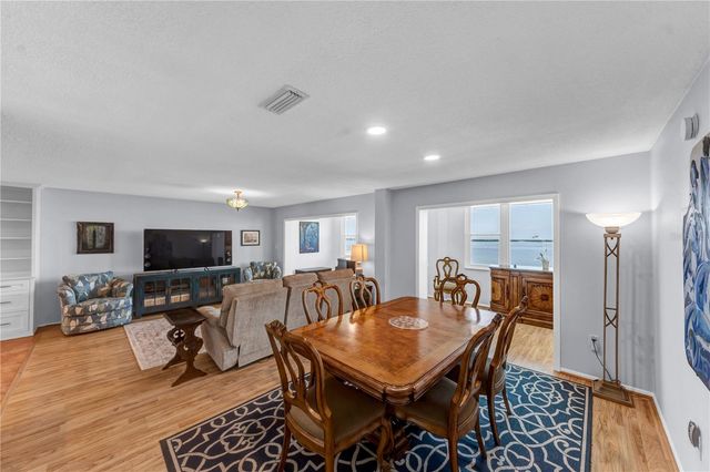 622 EDGEWATER DRIVE 823, Dunedin, FL 34698