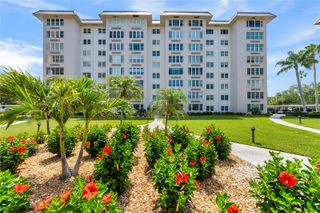 622 EDGEWATER DRIVE 823, Dunedin, FL 34698