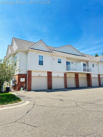 5210 Addington Drive, Commerce Charter Township, MI 48390