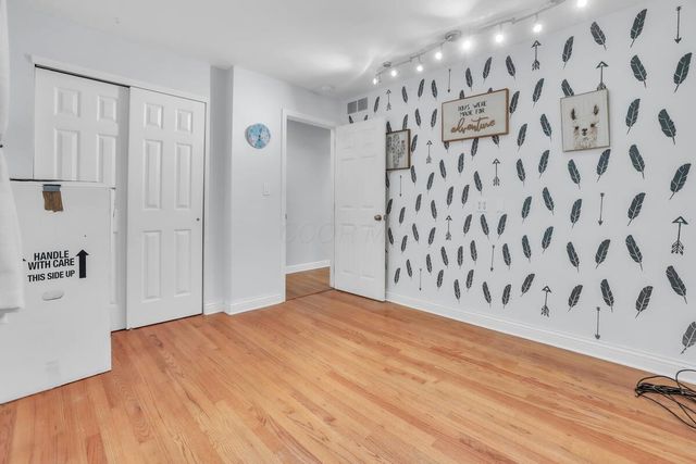 1795 Welsh Hills Road NE, Granville, OH 43023