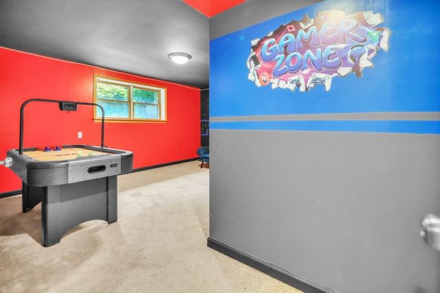 1795 Welsh Hills Road NE, Granville, OH 43023