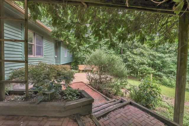 1795 Welsh Hills Road NE, Granville, OH 43023