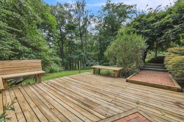 1795 Welsh Hills Road NE, Granville, OH 43023