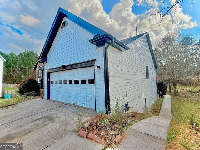 557 Vickers Lane, Locust Grove, GA 30248