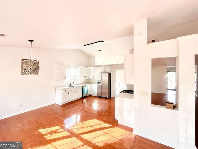 557 Vickers Lane, Locust Grove, GA 30248