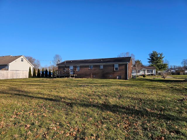 181 Lincoln Trail, Stanford, KY 40484