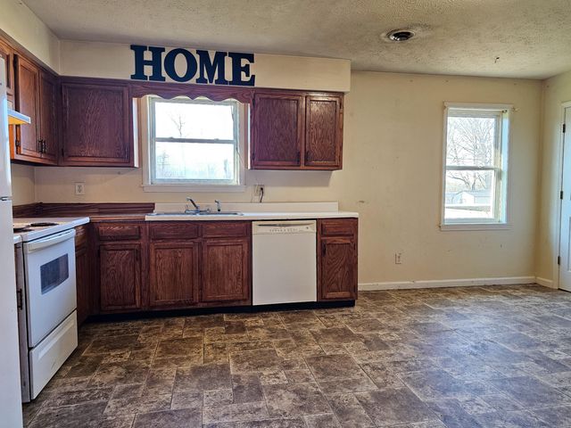 181 Lincoln Trail, Stanford, KY 40484